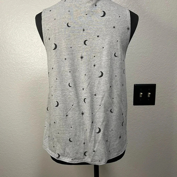 Women's Star Gazer Tie Front Neck Cut-Out Graphic Tank Top LARGE - Picture 5 of 7